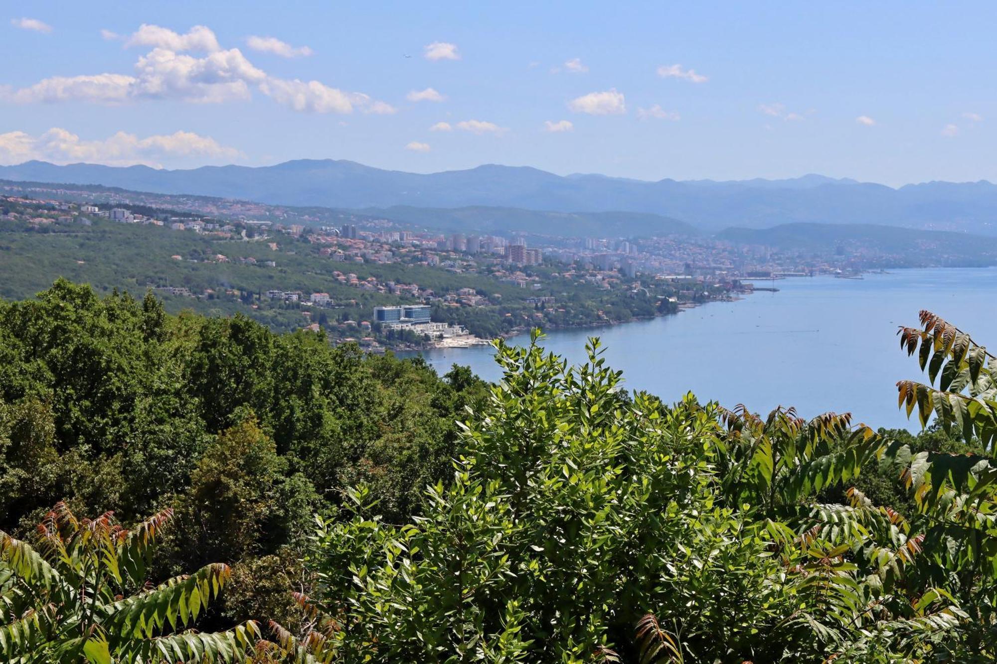 Apartments With A Parking Space Opatija - Pobri, Opatija - 7813 Matulji Luaran gambar